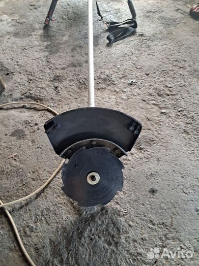 Газонокосилка бензиновая makita