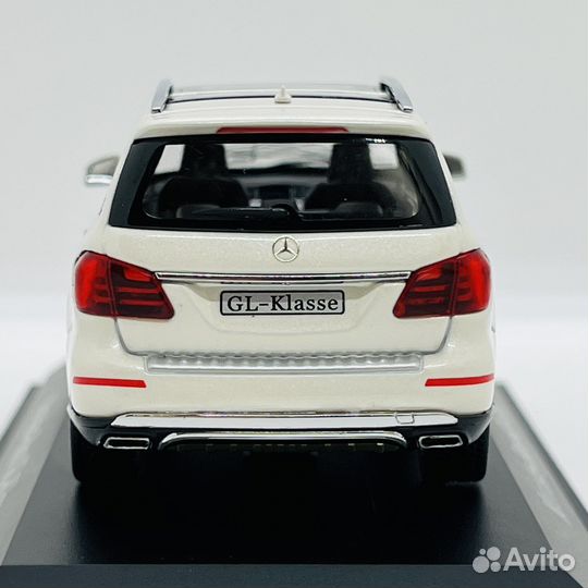 Mercedes-Benz GL-Classe white Norev 1:43