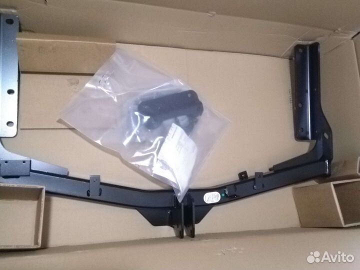 Toyota Highlander 2020+ фаркоп новый оригинал