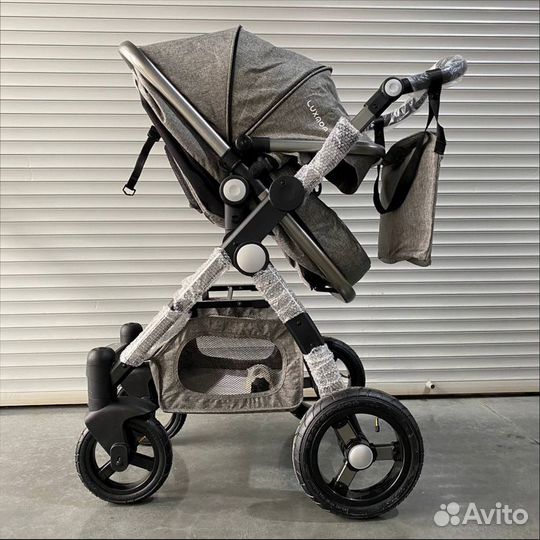 Детская прогулочная коляска
