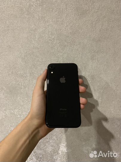 iPhone Xr, 64 ГБ