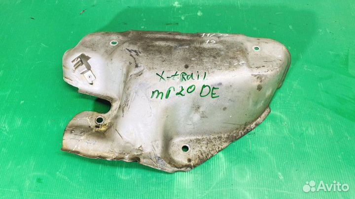 Тепловой экран Nissan X-Trail T31 MR20DE 2009