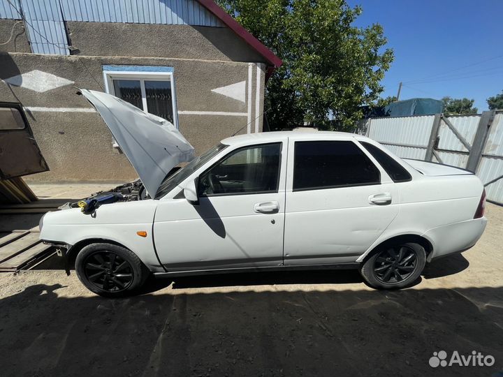 Ваз (LADA) Priora 1.6 MT, 2009, битый, 200000км