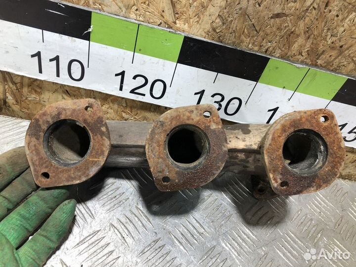 Коллектор выпускной правый E 210