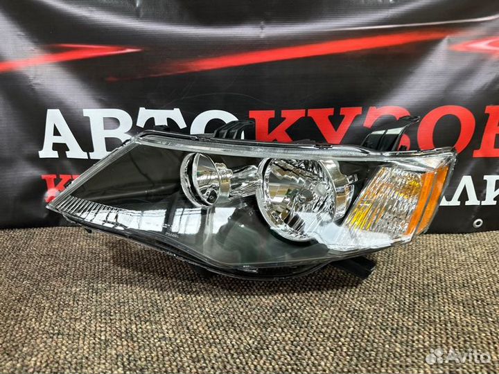 Фара левая Mitsubishi Outlander XL 2007-2010
