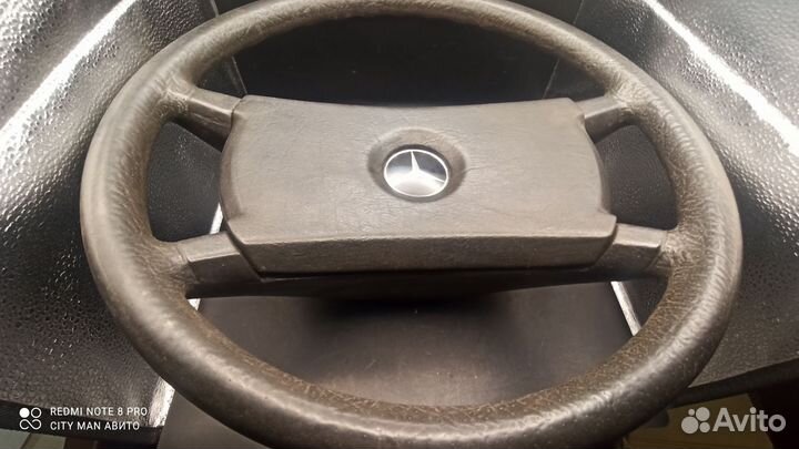 Руль Mercedes W190, W123, W124