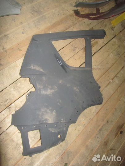 Крыло заднее правое toyota rav 4 rav4