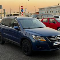 Volkswagen Tiguan 2.0 AT, 2008, 211 000 км, с пробегом, цена 950 000 руб.