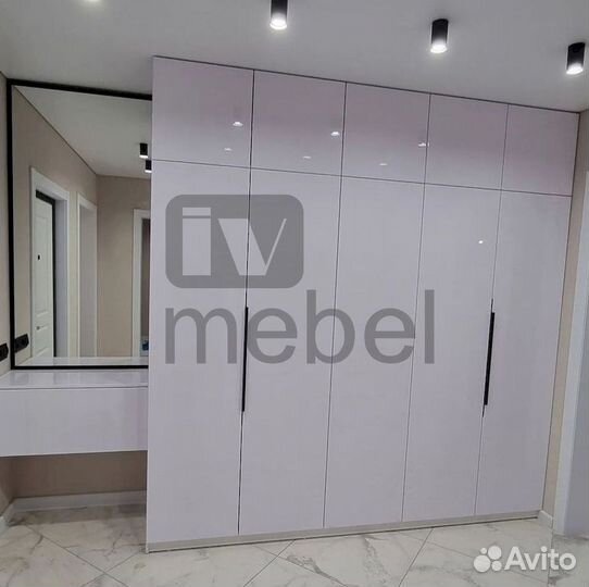 Шкафчик для ванной