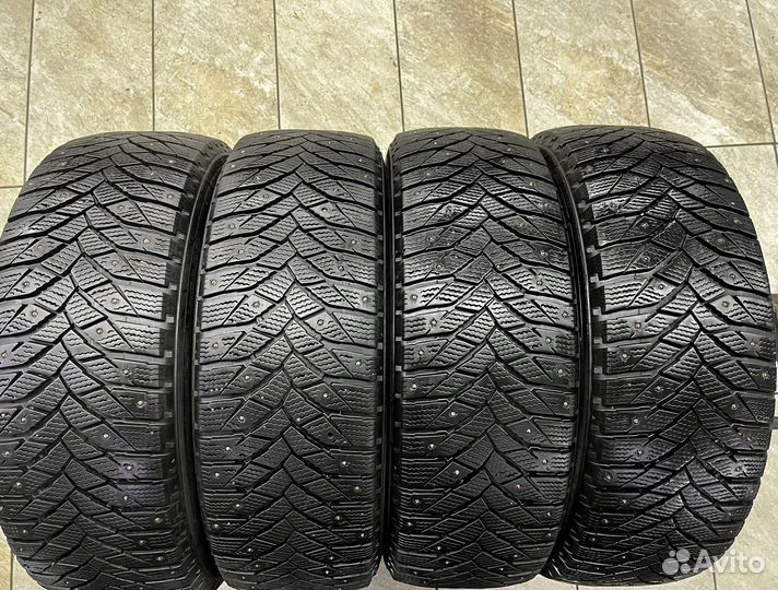 Triangle IceLink Trin PS01 215/65 R16 102T