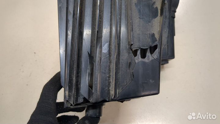 Корпус воздушного фильтра Volkswagen Atlas