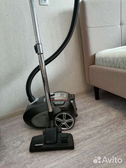 Пылесос Redmond