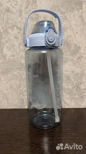 Бутылка для воды 2 литра