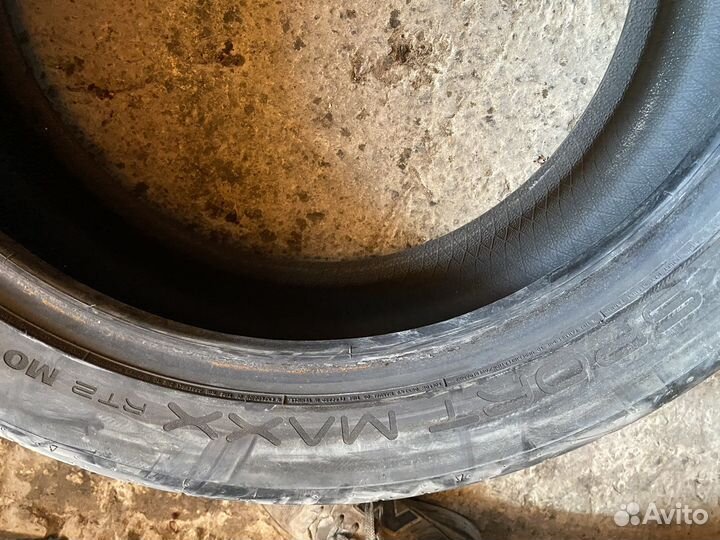 Dunlop SP Sport Maxx RT 2 255/45 R20