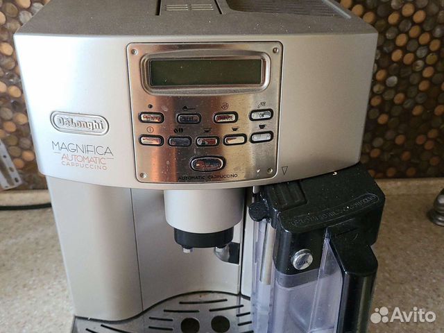 Автоматическая кофемашина delonghi esam 3500