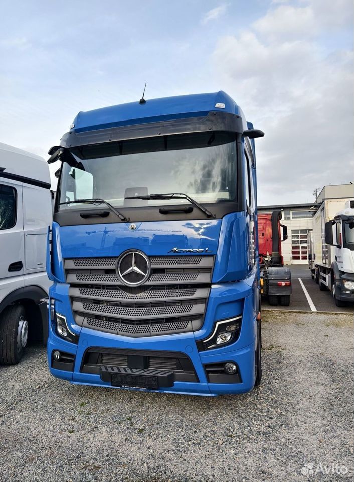 Mercedes-Benz Actros 1845, 2023