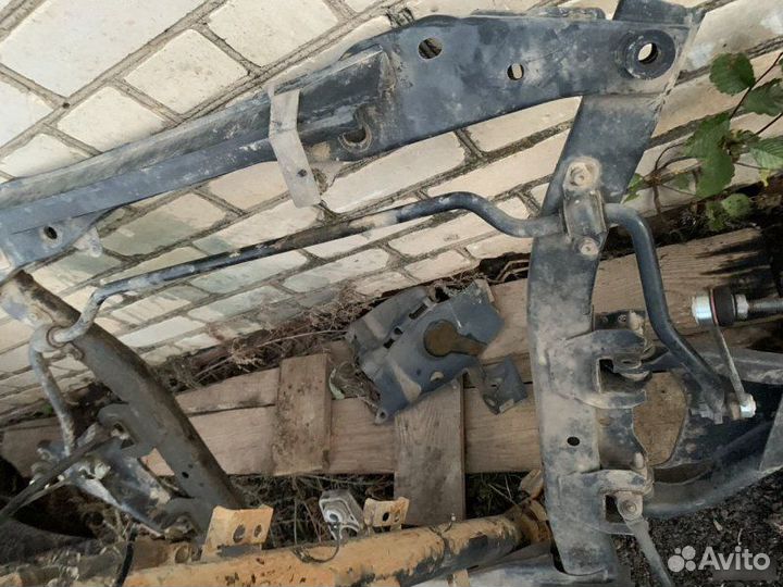 Стабилизатор передний Nissan Terrano 3