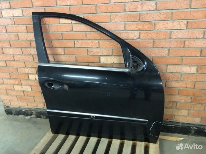 Дверь передняя правая Mercedes-Benz M-Class W164