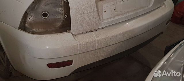 Задний бампер приора 1 белое облако завод