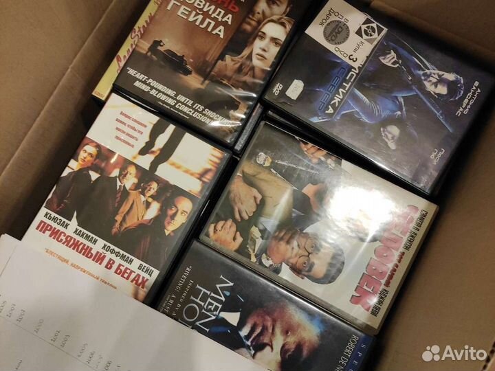Компакт диски с фильмами
