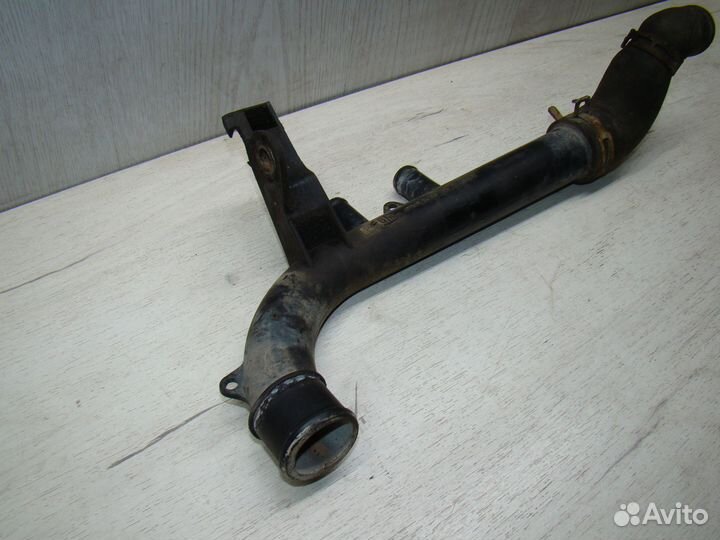 Патрубок системы охлаждения Opel Corsa B Опель