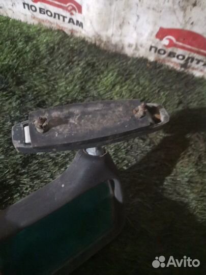 Зеркало заднего вида боковое переднее левое Газ 21