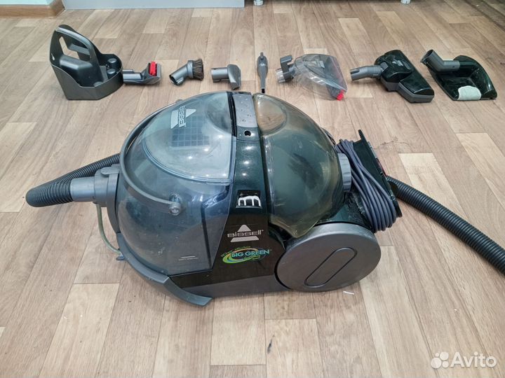 Моющий пылесос Bissell