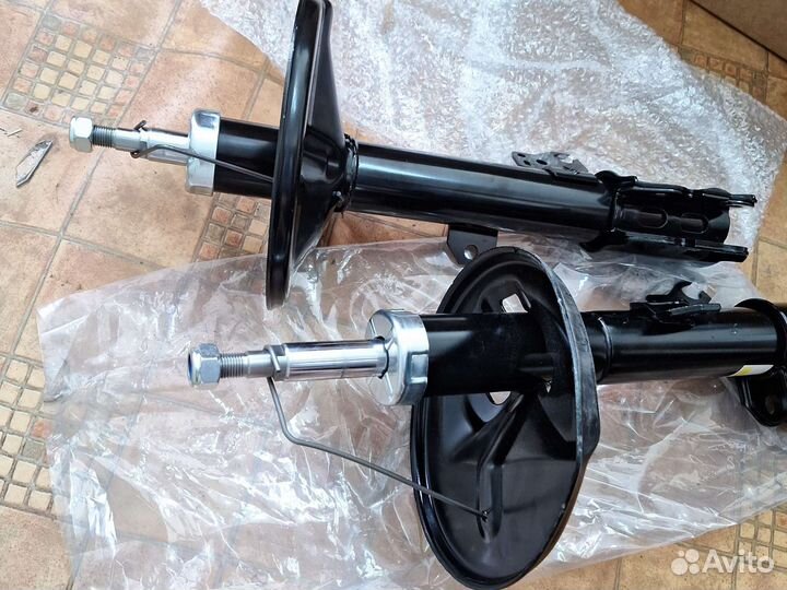 Амортизаторы передние Cherry Tiggo (t11)