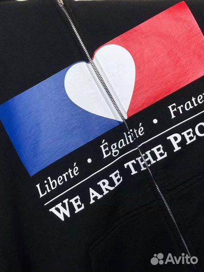 Зипхуди Vetements