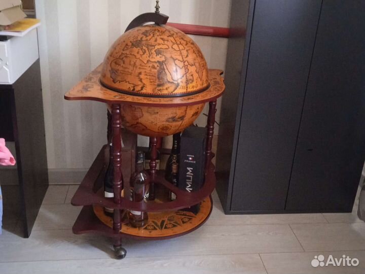 Мини бар глобус