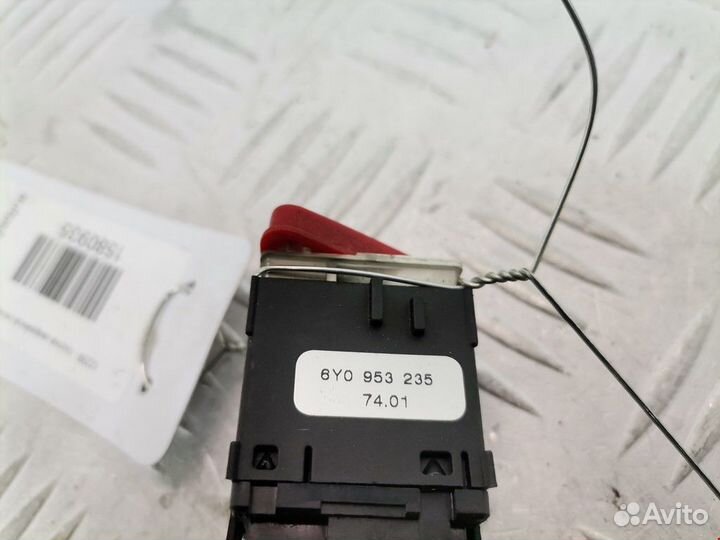 Кнопка аварийной сигнализации Skoda Fabia (6Y)