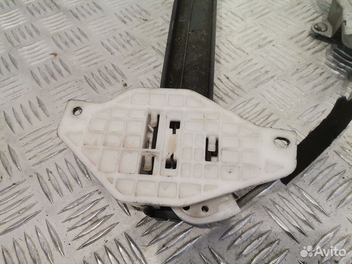 Стеклоподъемник передний правый Chevrolet Epica