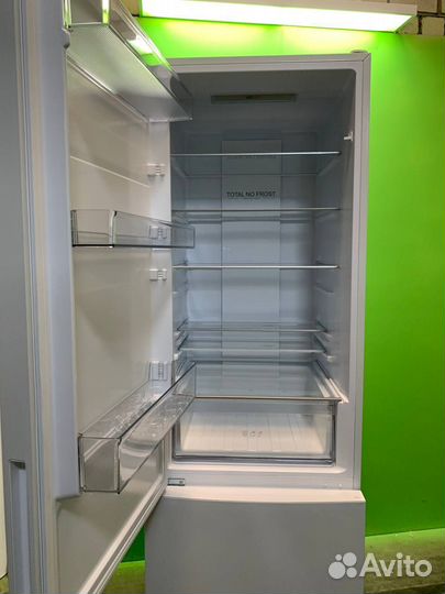 Холодильник Haier CEF537AWG