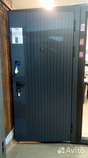 Дверь Входная люксор 2мдф Вертикаль