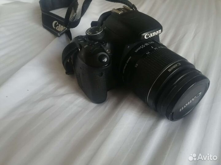 Зеркальный фотоаппарат canon 600d