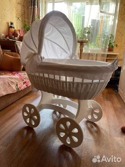 Кроватка люлька, колыбель