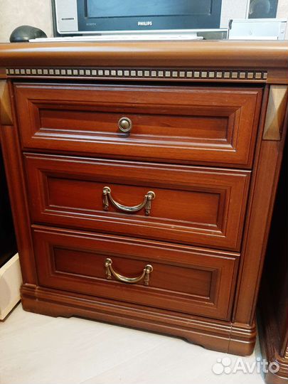 Тумба под тв, прикроватные тумбы