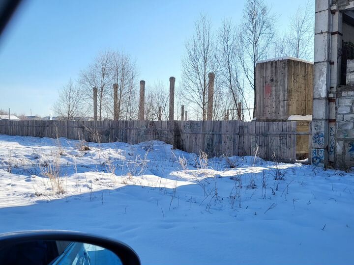 Здание, 2438.8 м²