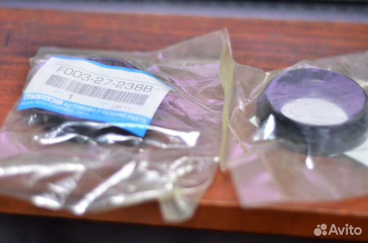 Сальники приводов Mazda demio DW 2 шт оригинал