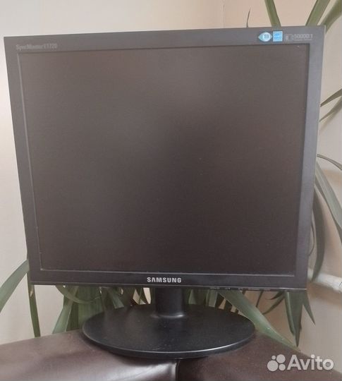 Монитор Samsung 17