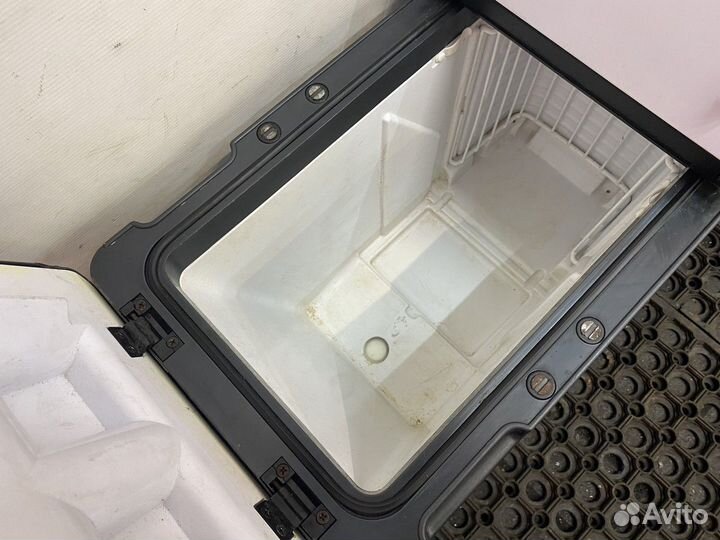 Холодильник Iveco Stralis