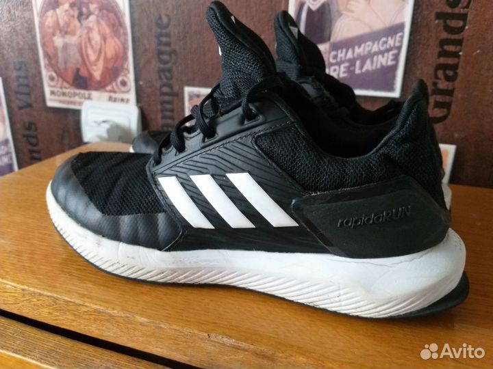 Кроссовки Adidas