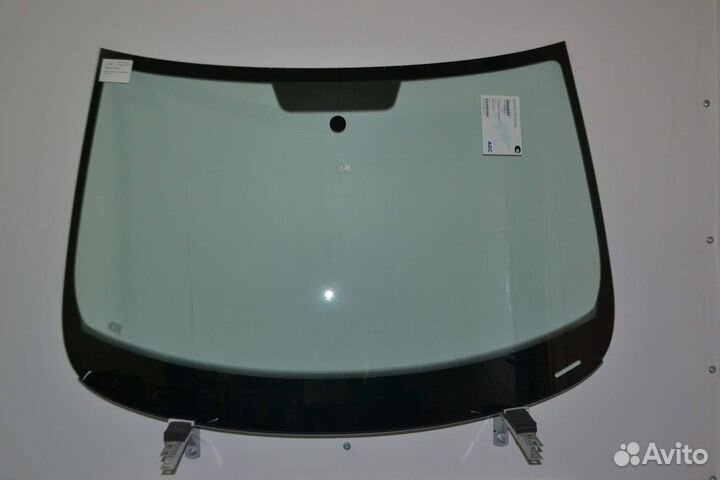 Лобовое стекло для skoda rapid