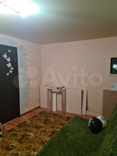 2-к. квартира, 40 м², 1/3 эт.
