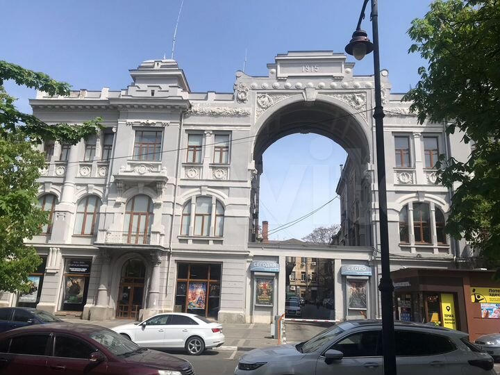 Здание, 1837 м²