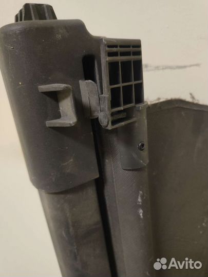 Шторка багажника