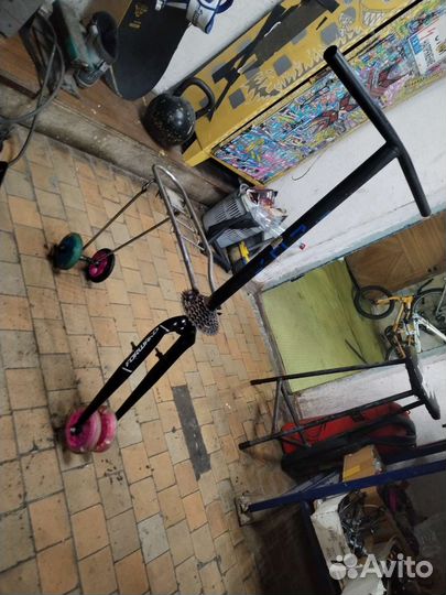 Трюковой самокат