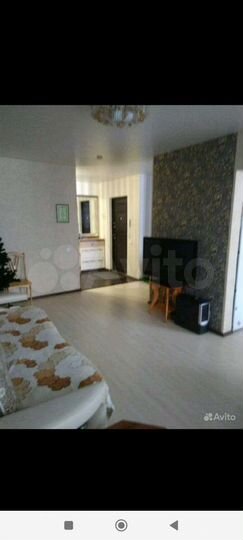 3-к. квартира, 82 м², 3/10 эт.