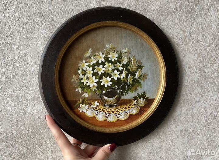 Картина на холсте круглая цветы в раме