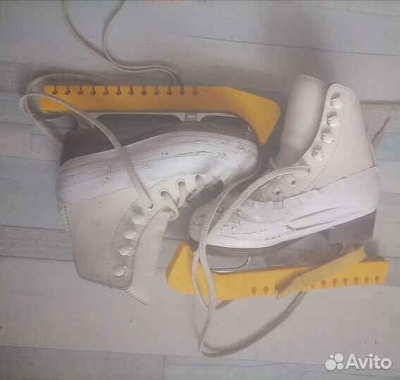 Фигурные коньки wifa eu 27